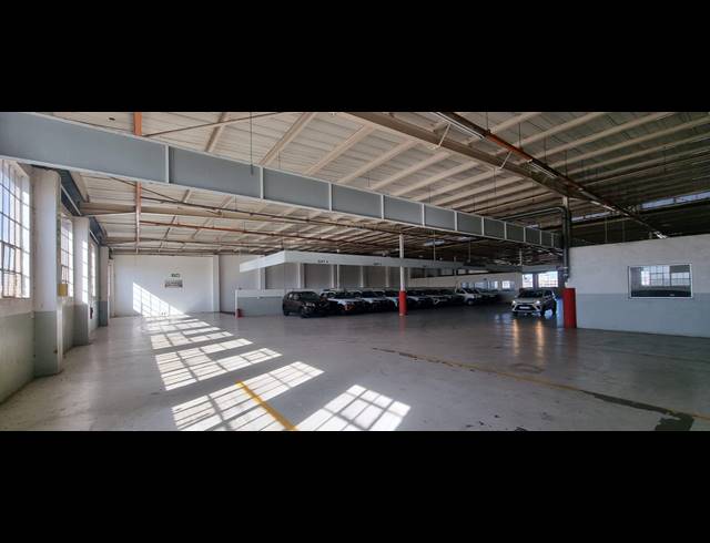 5,100M² WAREHOUSE FOR SALE IN LA ROCHELLE